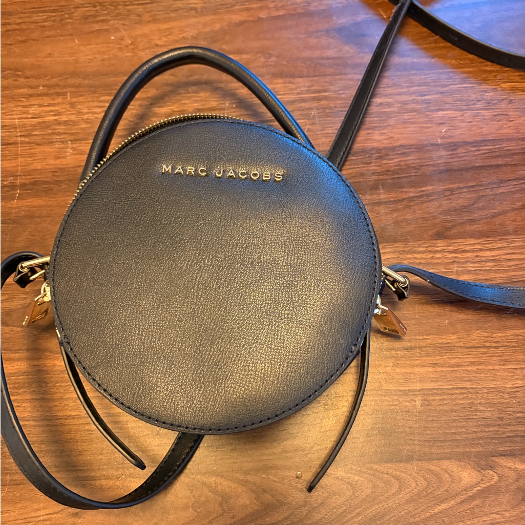 Marc Jacobs Round Crossbody